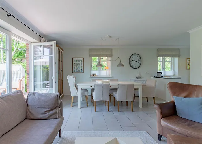 Holiday home Haus Suederwind *